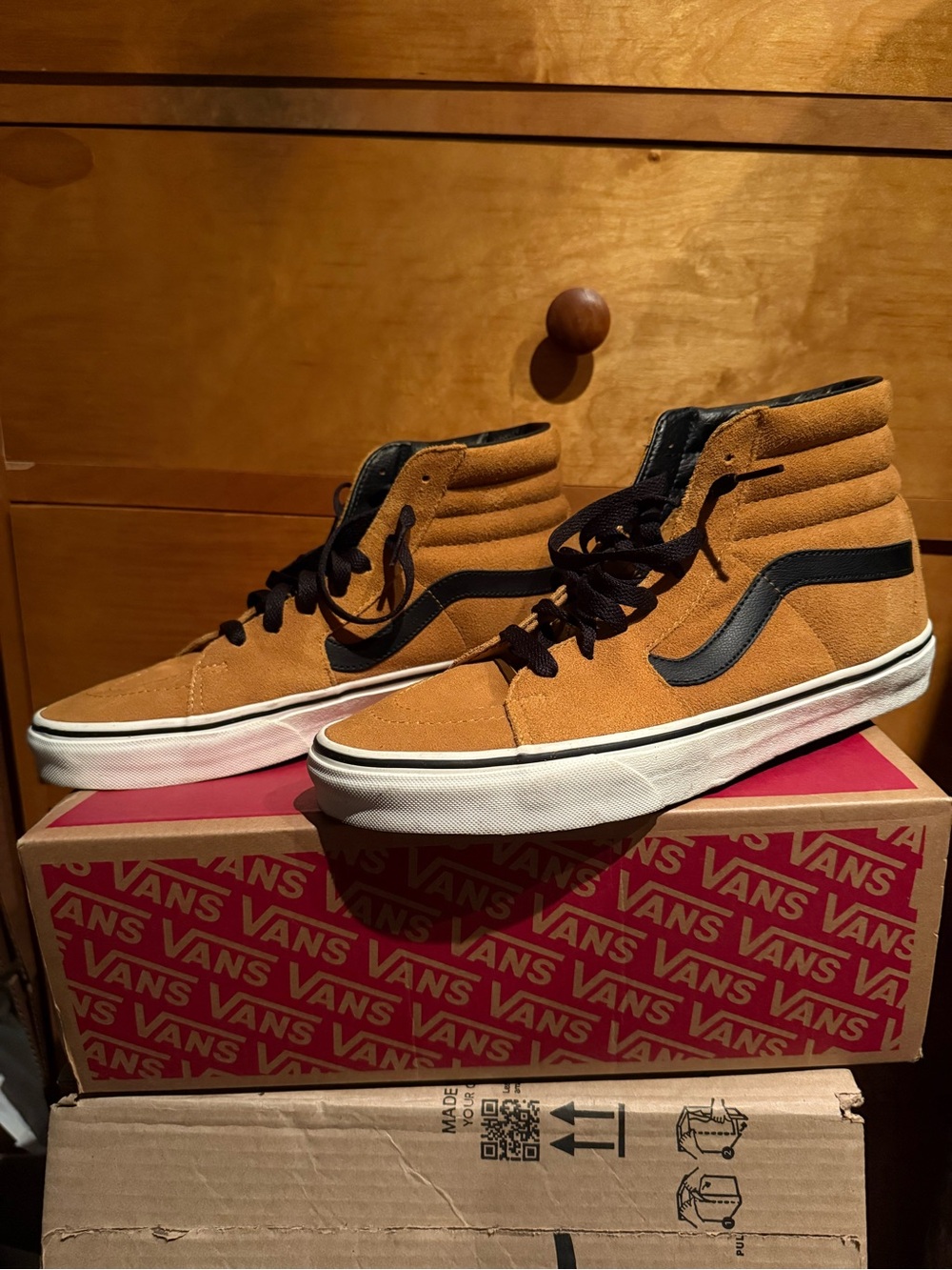 Vans Honey Yellow White Black Sk8-Hi Suede High-Top Shoes